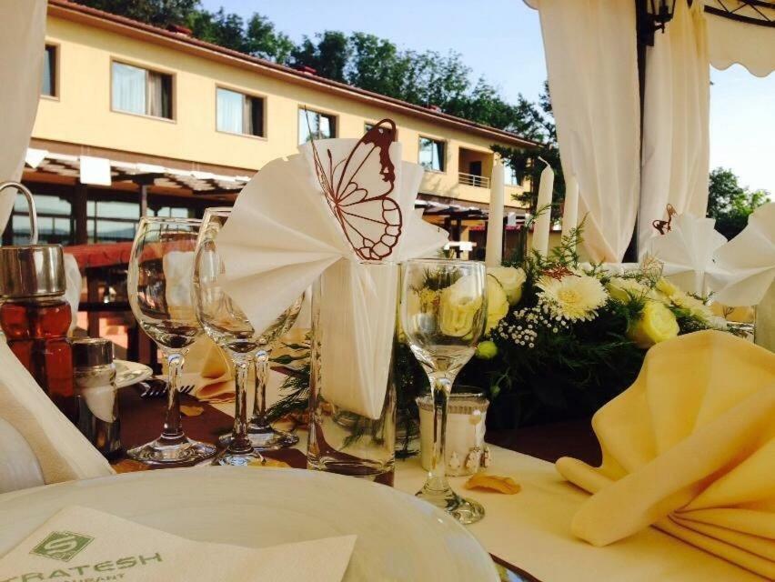 Park Hotel Stratesh Lovech Exterior foto